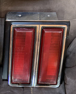 TAIL LIGHT ASSMY , RIGHT USED 79 CUTLASS