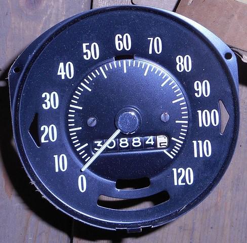 SPEEDOMETER, FOR SEAT BELT WARNING LIGHTS, 120MPH, USED