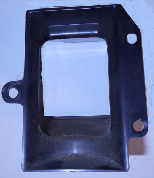 DASH VENT HOUSING ,RIGHT USED, 69 70 CAT BONN