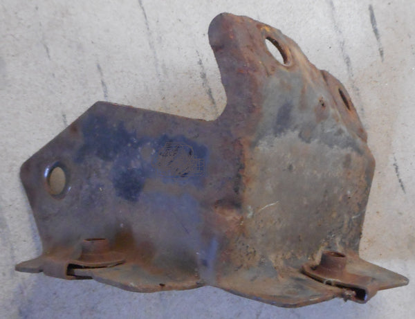 WHEEL WELL BRACE ,RIGHT USED 70-81 FIREBIRD TA CAMARO